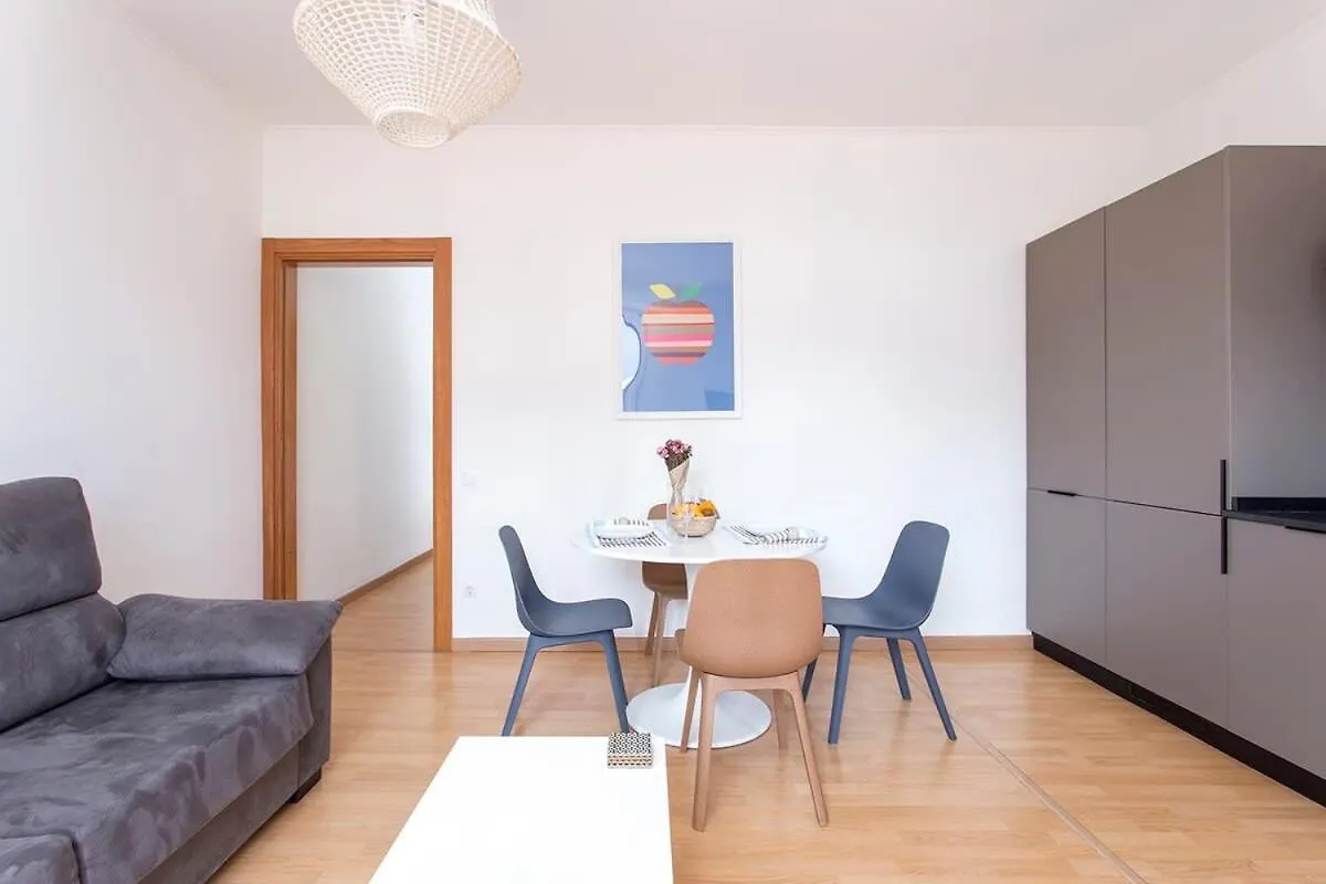 3Bd Only For Families In Poblenou Next To The Beach! Barcelona Apartment