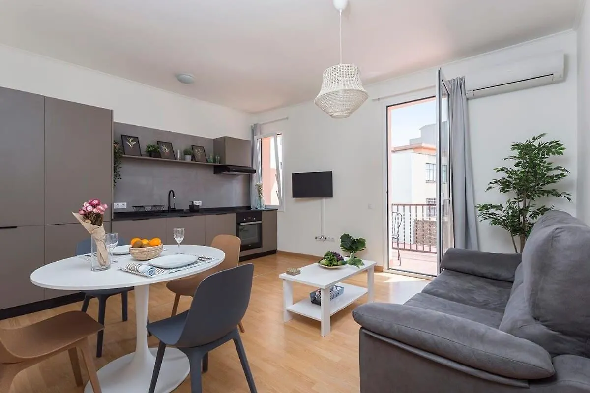 3Bd Only For Families In Poblenou Next To The Beach! Barcelona Apartment
