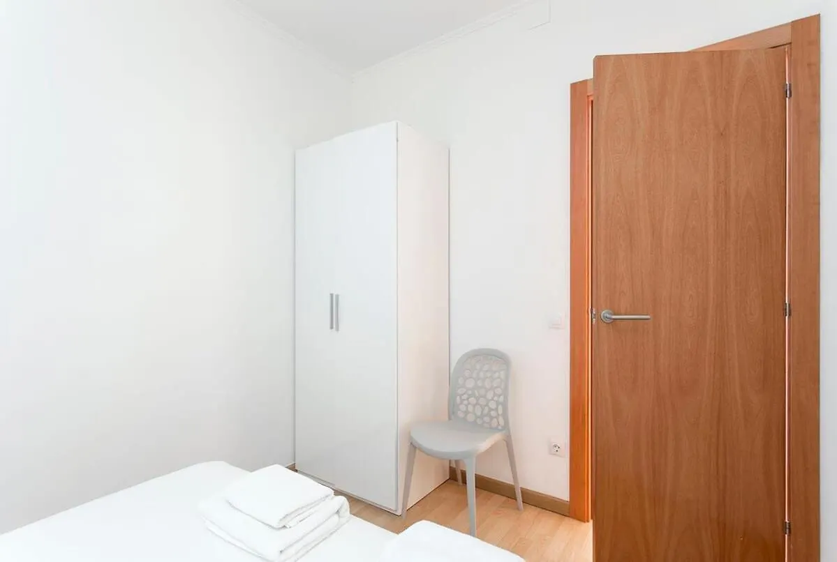 Apartment 3Bd Only For Families In Poblenou Next To The Beach! Barcelona Spain