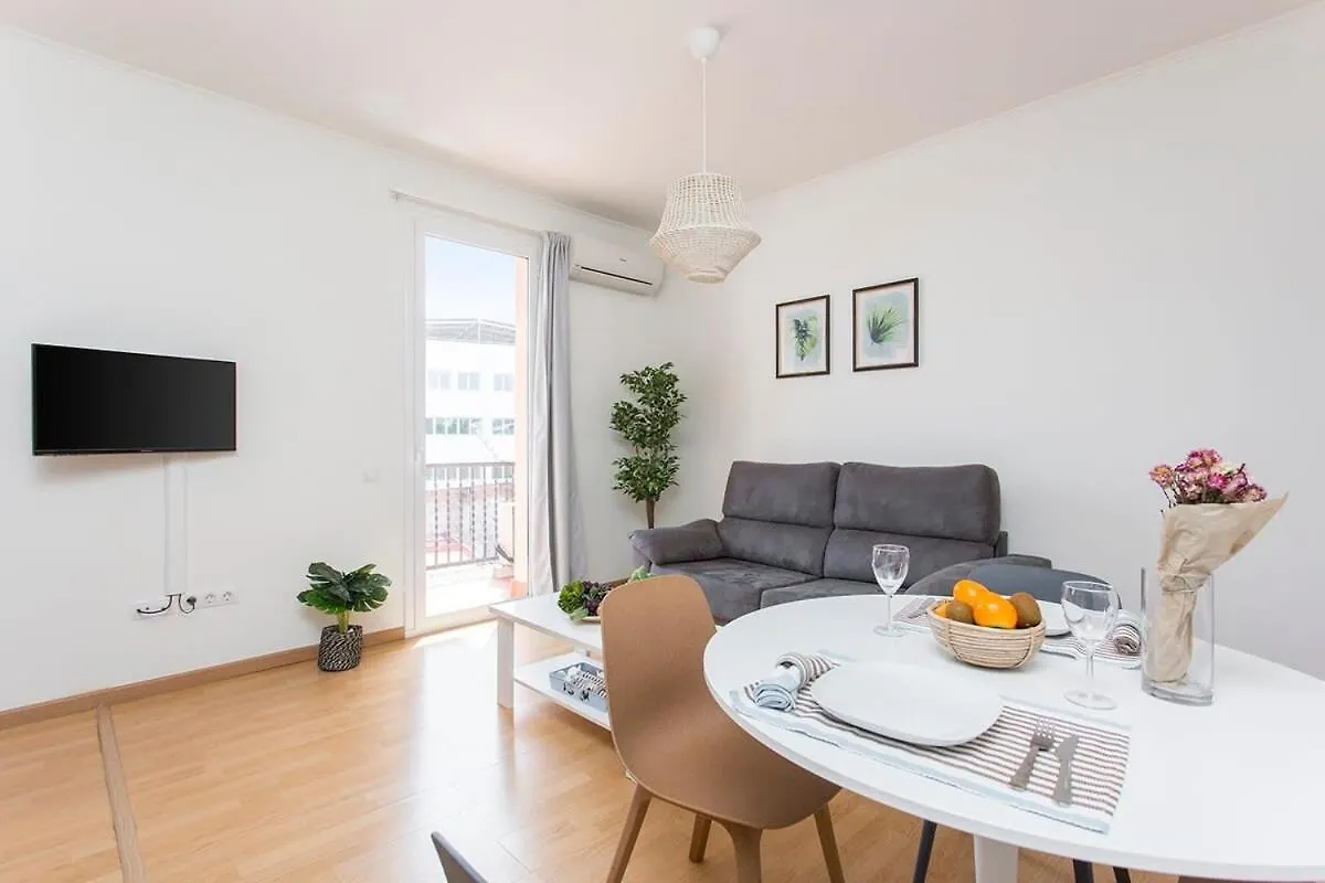 3Bd Only For Families In Poblenou Next To The Beach! Barcelona Apartment