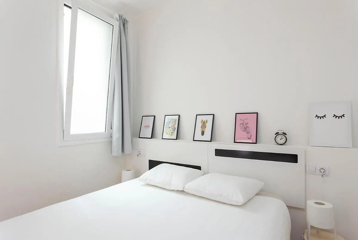 3Bd Only For Families In Poblenou Next To The Beach! Barcelona Apartment