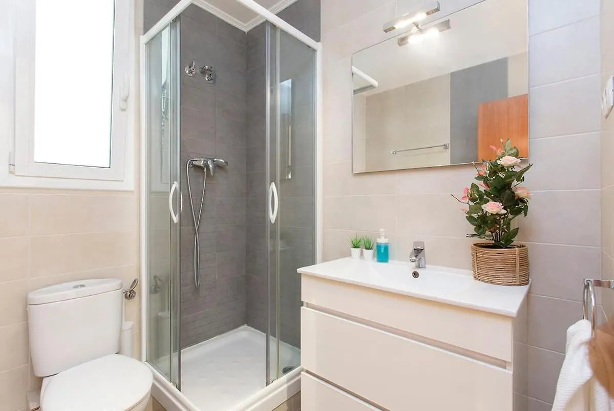 3Bd Only For Families In Poblenou Next To The Beach! Barcelona 0*,  Spain
